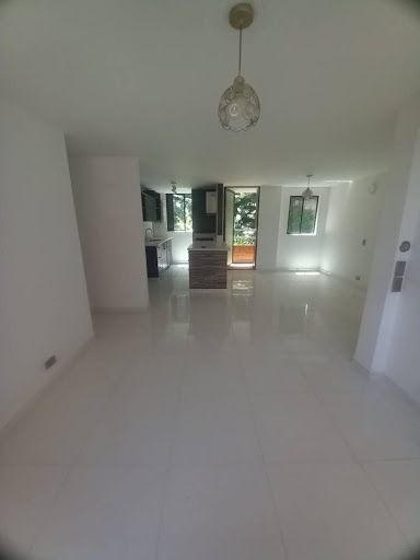 Apartamento en arriendo Antioquia Medellín San Diego 96 m2 Habitaciones 3 Baños 2 Garajes 1 Precio $3700000