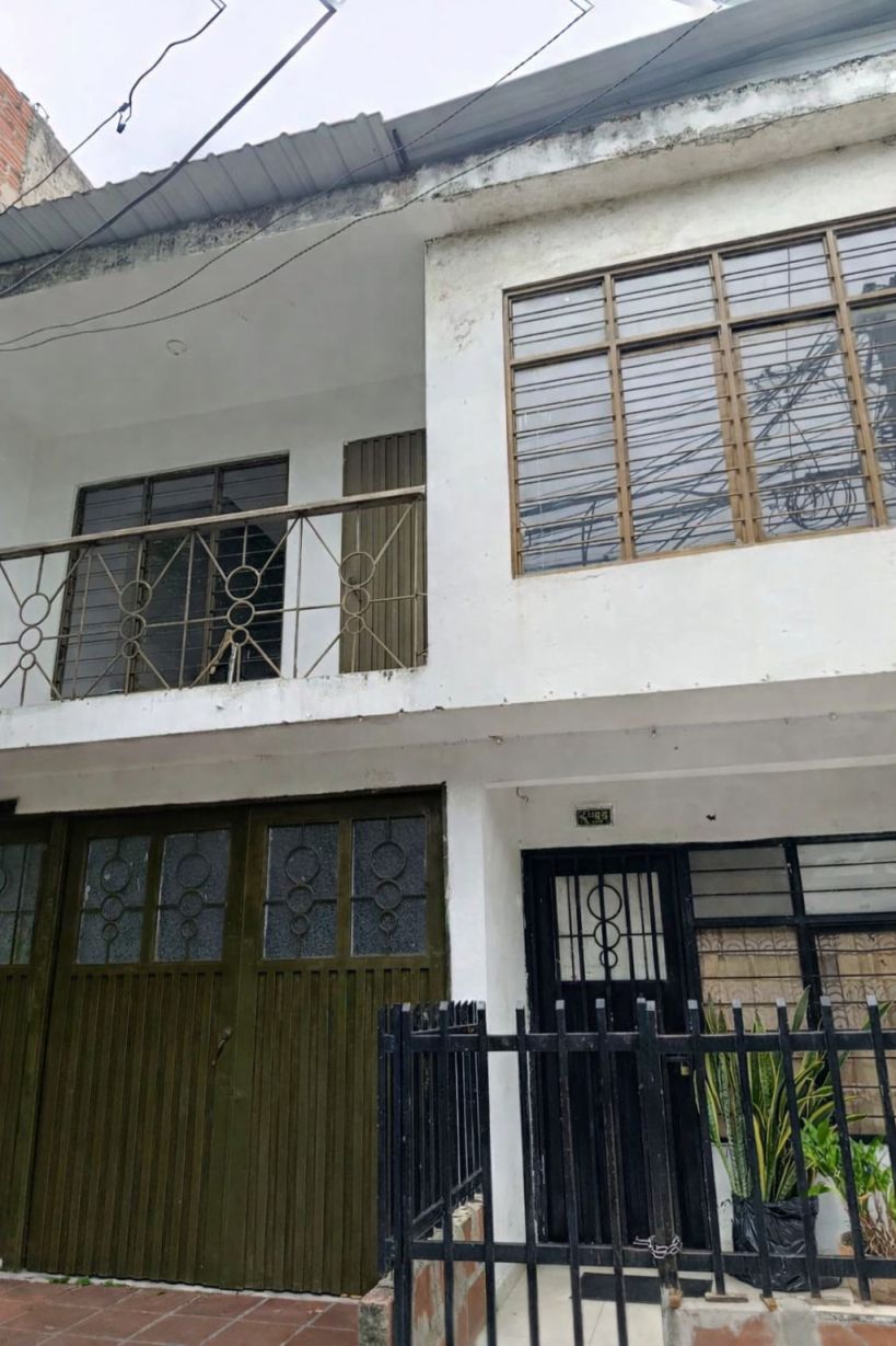Casa en arriendo Valle Del Cauca Cali Calima 162 m2 Habitaciones 4 Baños 2 Garajes 1 Precio $1500000