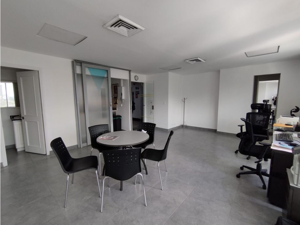 Oficina en venta Antioquia Medellín Santa Maria De Los Angeles 40 m2 Habitaciones 0 Baños 1 Garajes 1 Precio $384048500