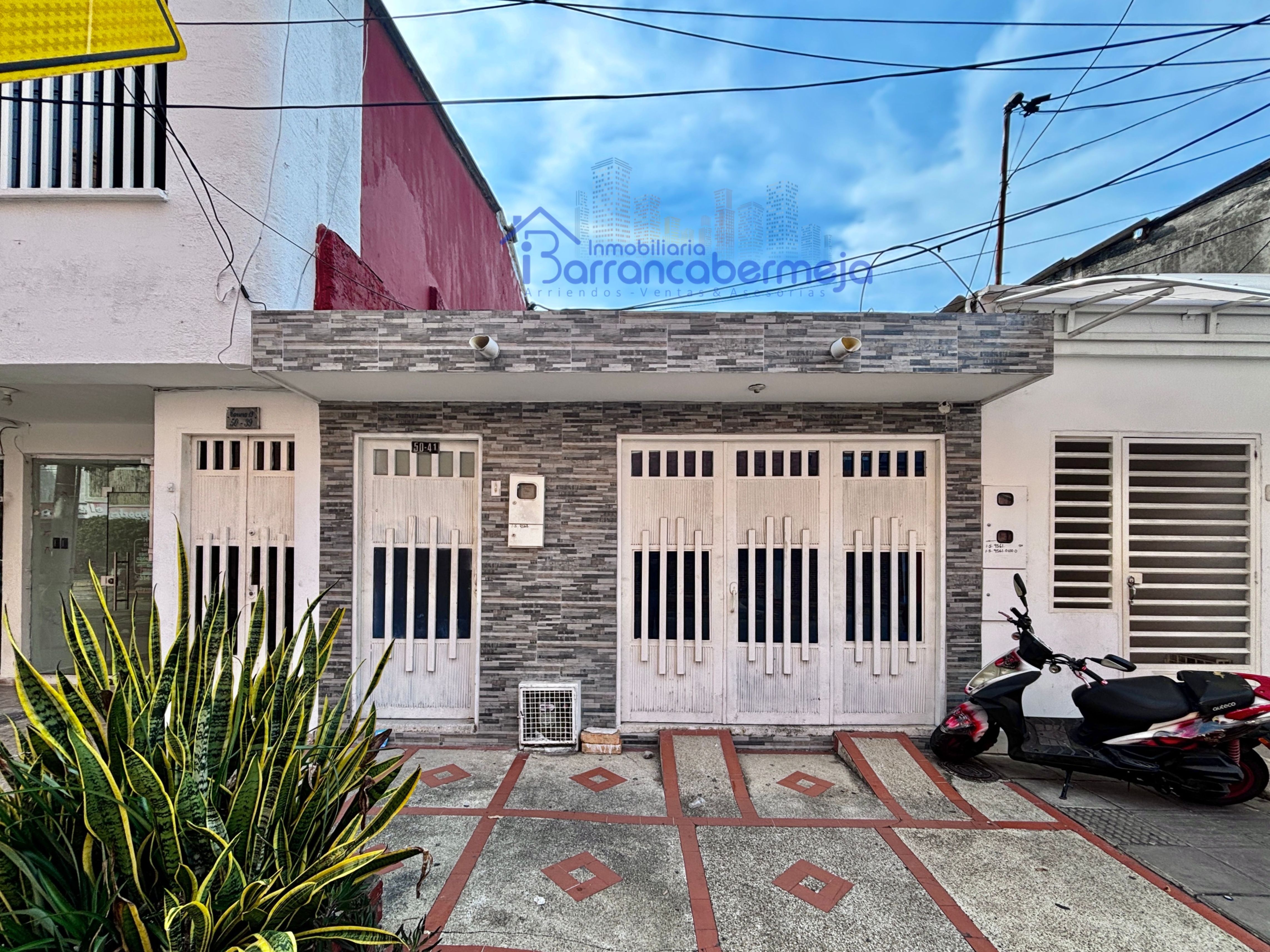 Casa en venta Santander Barrancabermeja Colombia 200 m2 Habitaciones 3 Baños 3 Garajes 1 Precio $350000000