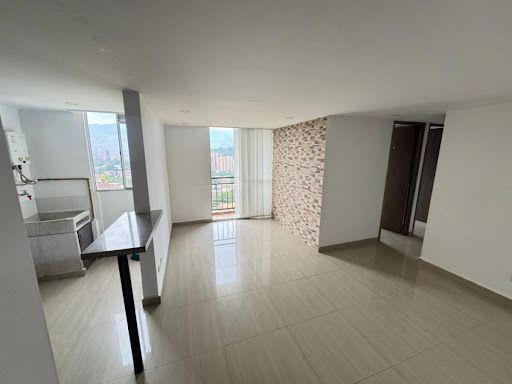 Apartamento en arriendo Antioquia Medellín Campo Amor 56 m2 Habitaciones 3 Baños 2 Garajes 1 Precio $2500000