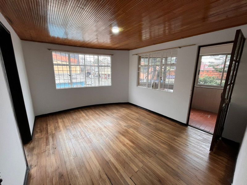 Apartamento en arriendo Cundinamarca Bogotá La Estrada 70 m2 Habitaciones 3 Baños 1 Garajes 0 Precio $1600000