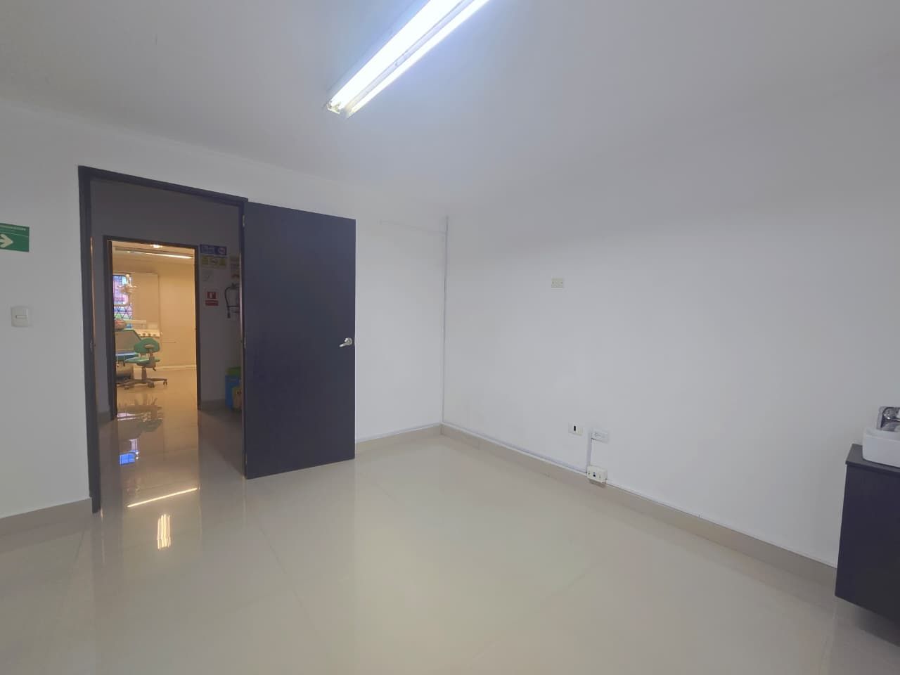 Oficina en arriendo Antioquia Medellín San Bernardo 12 m2 Habitaciones 0 Baños 0 Garajes 0 Precio $1100000