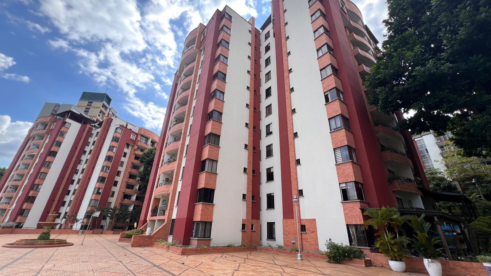 Apartamento en venta Santander Floridablanca Florida 87 m2 Habitaciones 3 Baños 3 Garajes 1 Precio $410000000