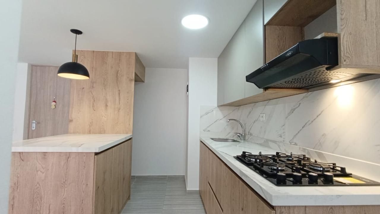 Apartamento en arriendo Antioquia Sabaneta Los Alcázares 65 m2 Habitaciones 2 Baños 2 Garajes 1 Precio $2300000