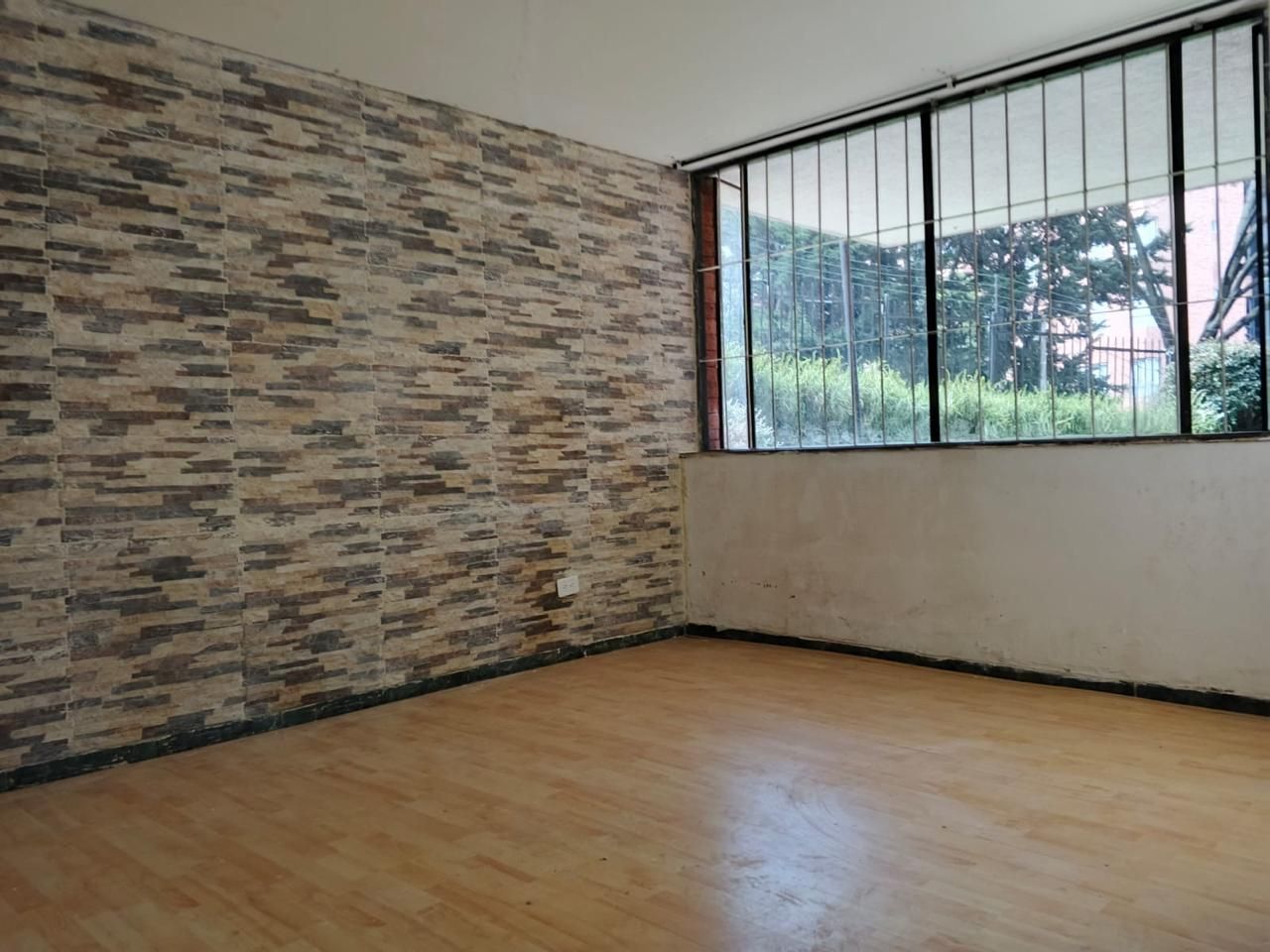Apartamento en venta Cundinamarca Bogotá María Cristina 180 m2 Habitaciones 3 Baños 2 Garajes 2 Precio $695000000