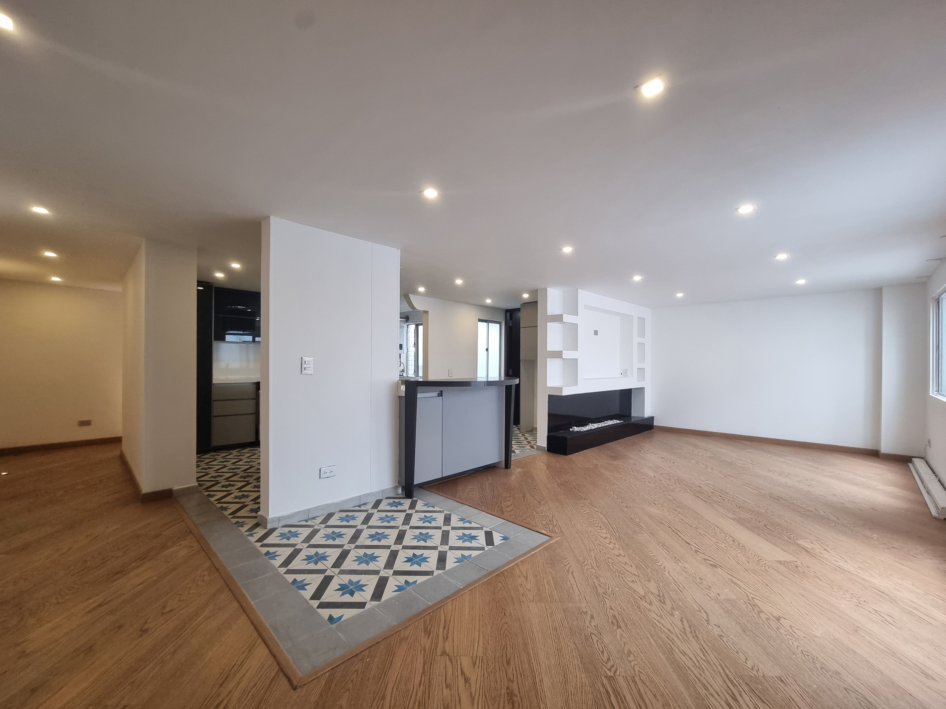 Apartamento en venta Cundinamarca Bogotá Emaus 96 m2 Habitaciones 2 Baños 2 Garajes 1 Precio $690000000