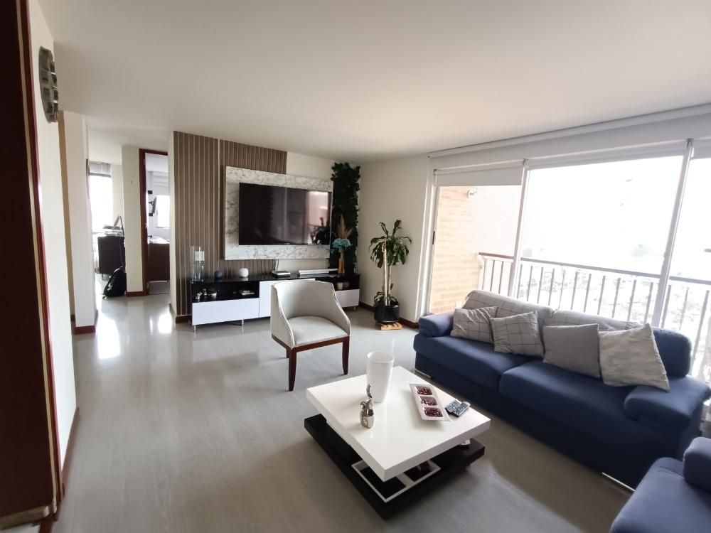 Apartamento en venta Cundinamarca Bogotá Santa Rosa 102 m2 Habitaciones 3 Baños 2 Garajes 1 Precio $725000000