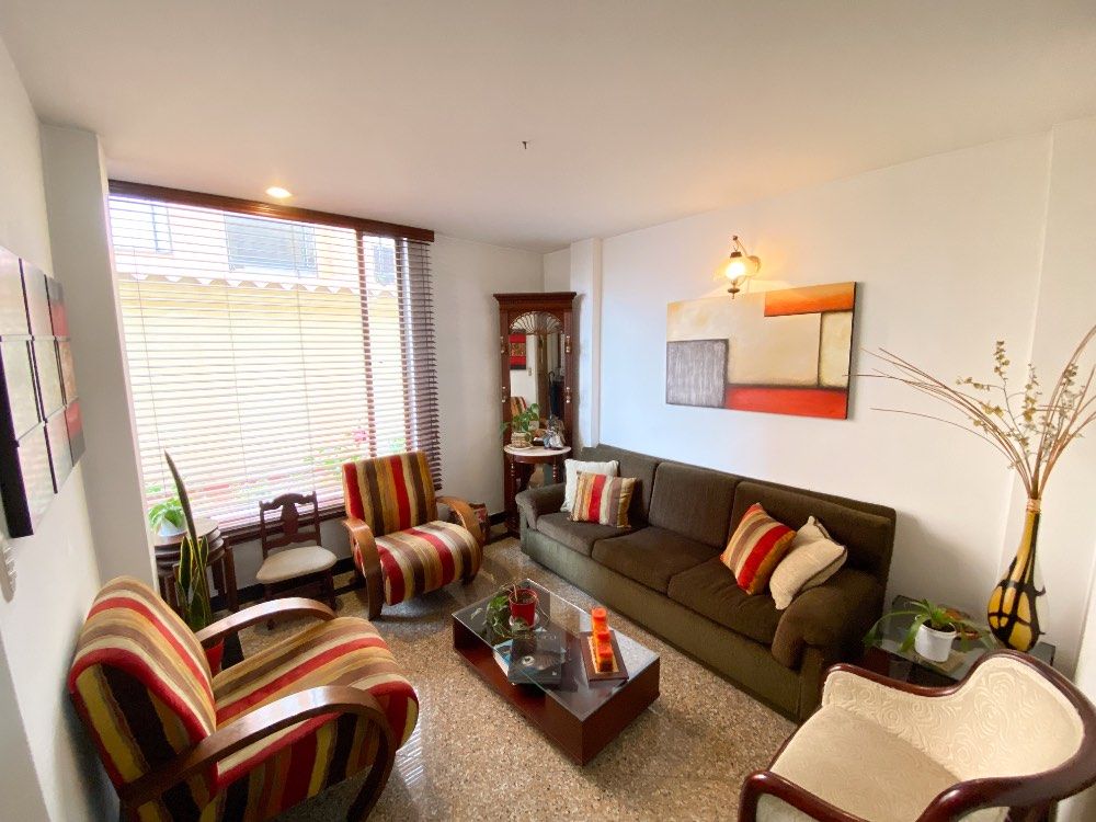 Casa en venta Cundinamarca Bogotá Cedro Salazar 169 m2 Habitaciones 4 Baños 3 Garajes 2 Precio $675000000