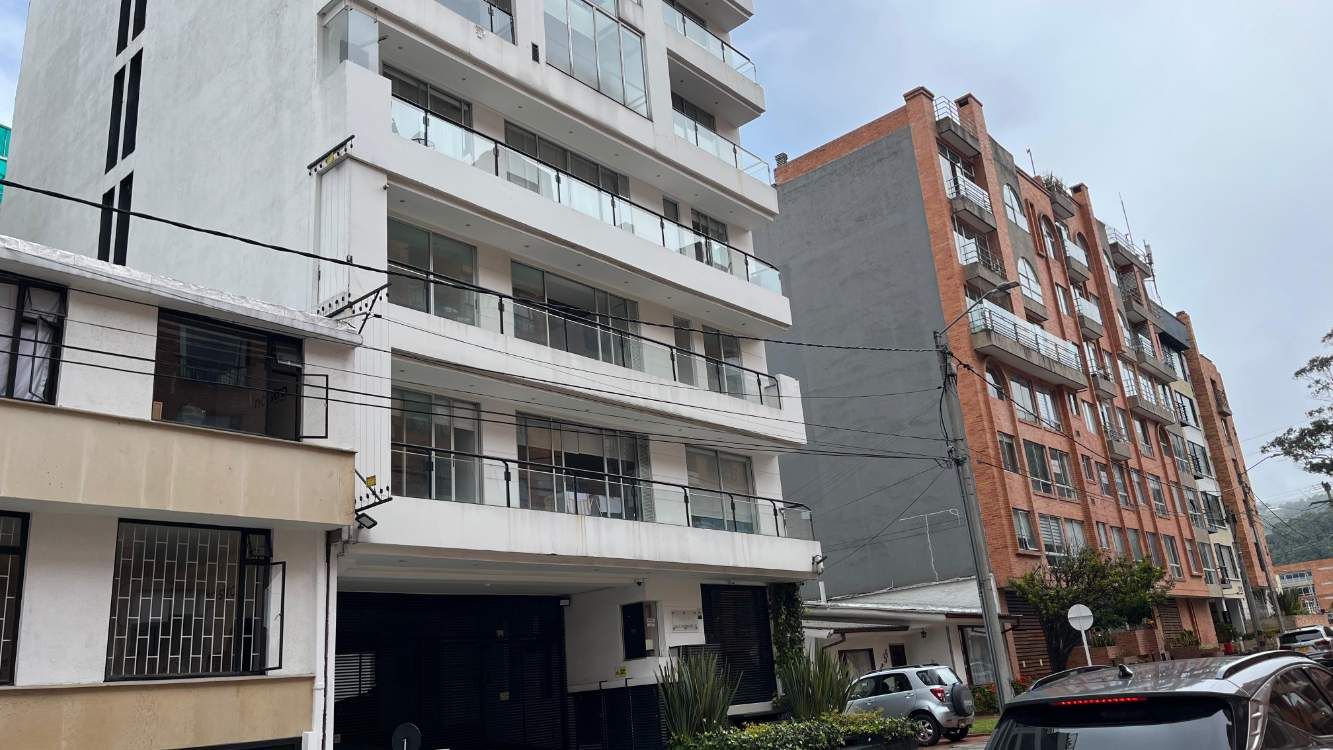 Apartamento en venta Cundinamarca Bogotá Estoril 186 m2 Habitaciones 3 Baños 3 Garajes 2 Precio $1200000000