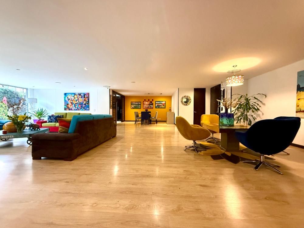Apartamento en venta Cundinamarca Bogotá Casa Blanca Suba 288 m2 Habitaciones 4 Baños 5 Garajes 4 Precio $2200000000