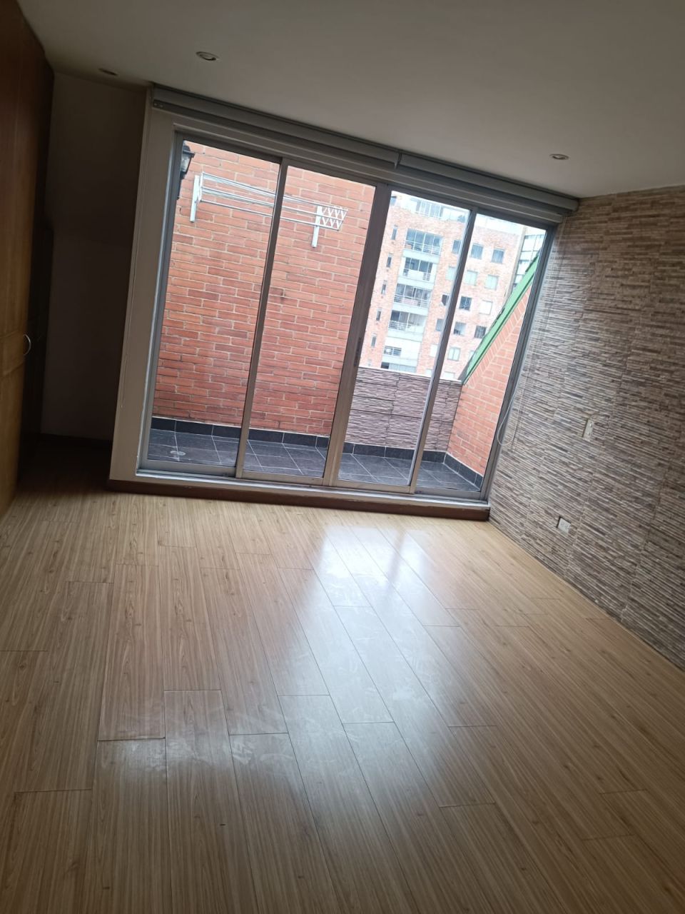 Apartamento en arriendo Cundinamarca Bogotá Los Cedritos 84 m2 Habitaciones 1 Baños 3 Garajes 2 Precio $4000000
