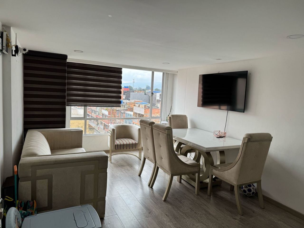 Apartamento en venta Cundinamarca Bogotá La Granja 65 m2 Habitaciones 3 Baños 2 Garajes 1 Precio $315000000