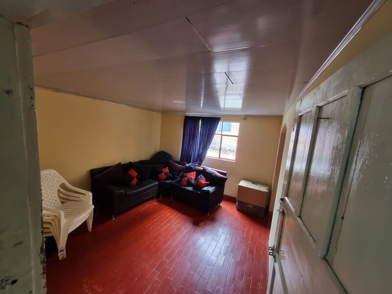 Casa en venta Cundinamarca Bogotá Santa Helenita 368 m2 Habitaciones 5 Baños 3 Garajes 2 Precio $750000000