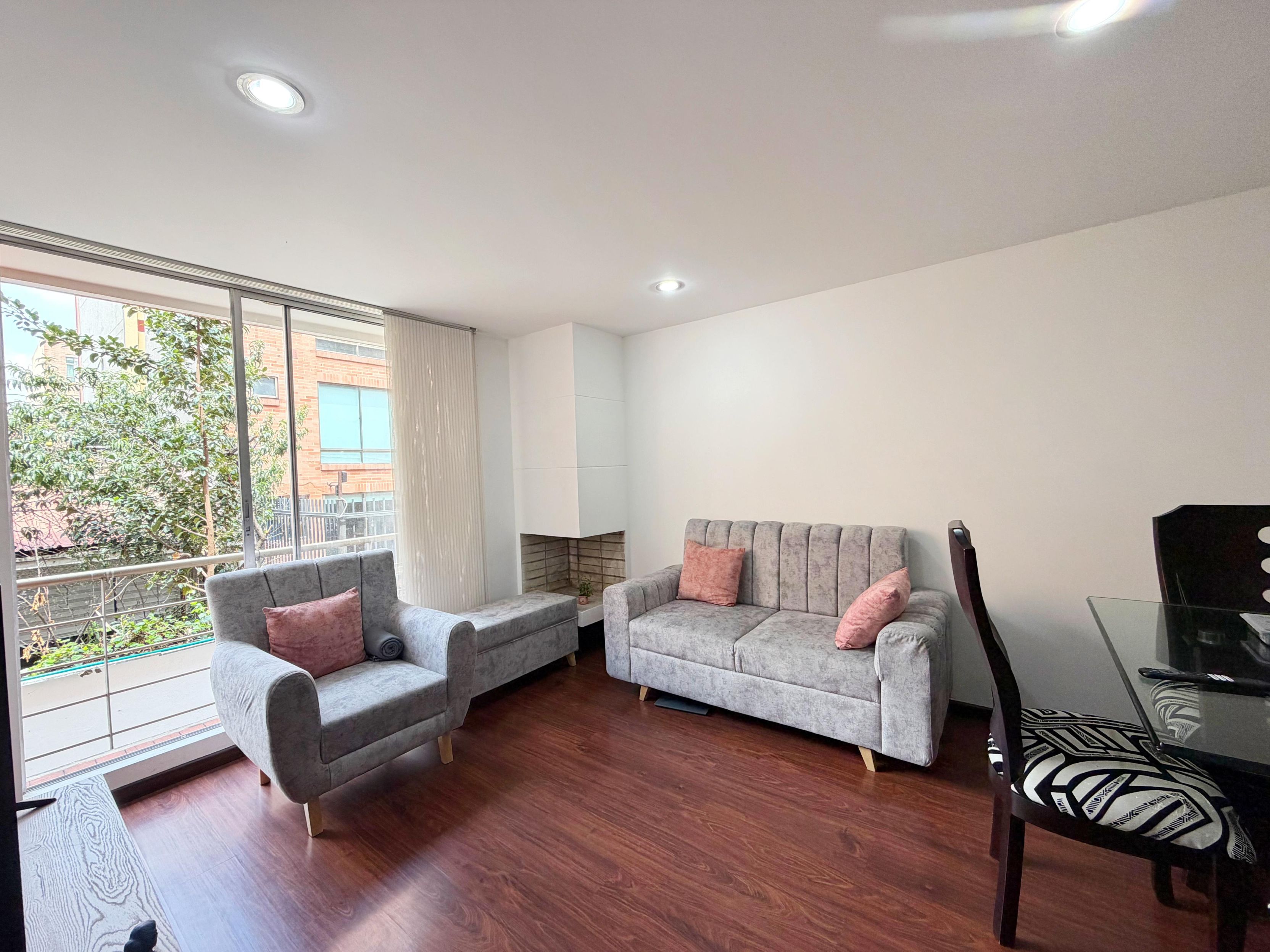 Apartaestudio en venta Cundinamarca Bogotá El Batan 45 m2 Habitaciones 1 Baños 1 Garajes 1 Precio $335000000