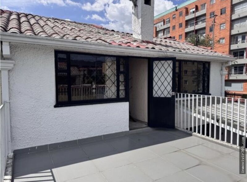 Casa en venta Cundinamarca Bogotá Estrella Del Norte 266 m2 Habitaciones 4 Baños 4 Garajes 2 Precio $820000000