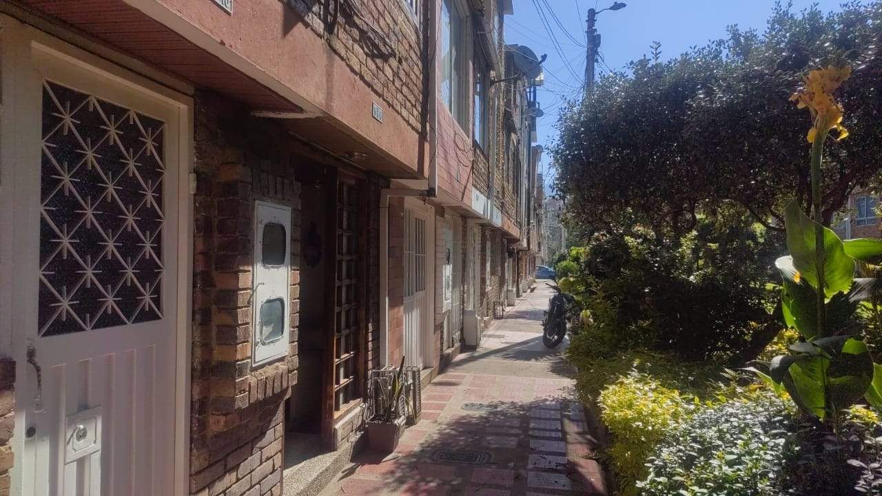 Casa en venta Cundinamarca Bogotá Toberin 60 m2 Habitaciones 3 Baños 2 Garajes 0 Precio $290000000