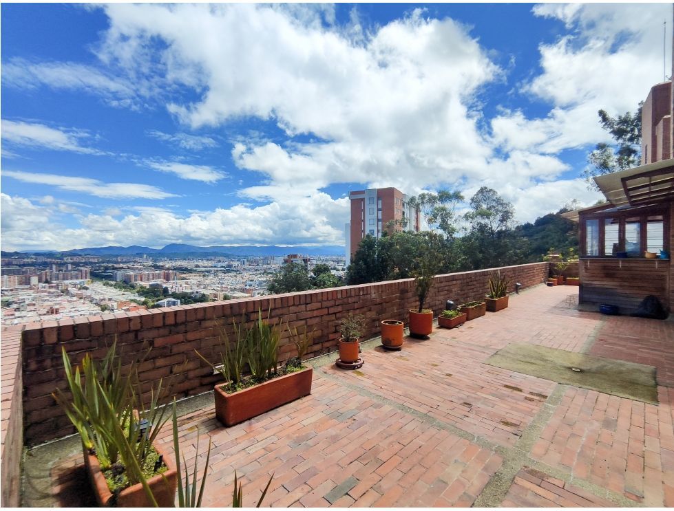Casa en venta Cundinamarca Bogotá Cedro Salazar 232 m2 Habitaciones 4 Baños 4 Garajes 3 Precio $2000000000