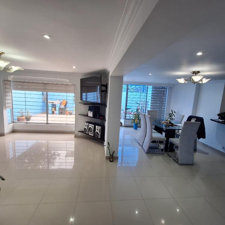 Casa en venta Cundinamarca Bogotá Estrella Del Norte 157 m2 Habitaciones 3 Baños 3 Garajes 2 Precio $850000000
