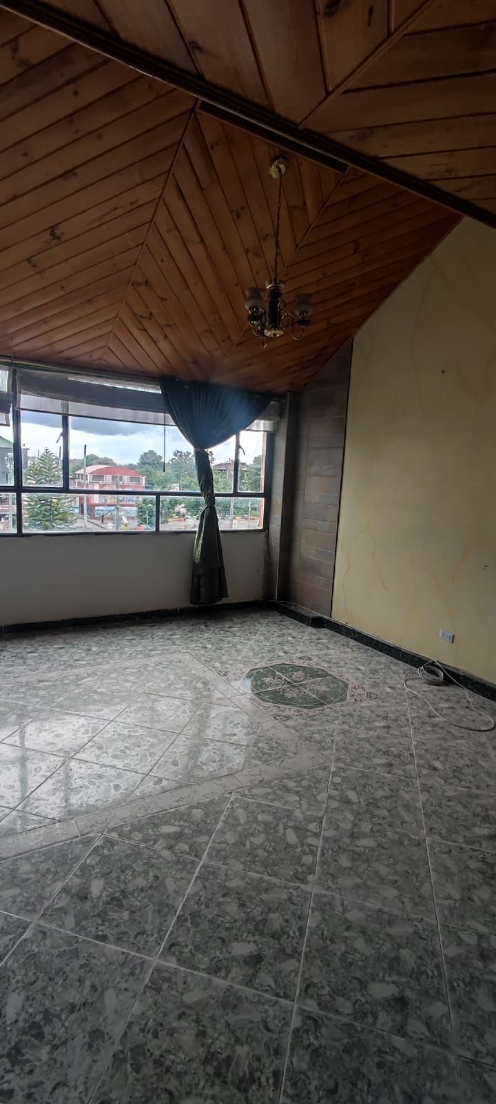 Casa en venta Cundinamarca Bogotá La Gaitana 168 m2 Habitaciones 6 Baños 4 Garajes 1 Precio $640000000