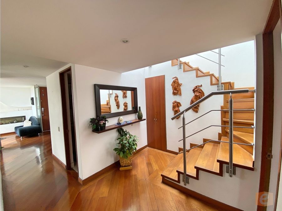 Apartamento en venta Cundinamarca Bogotá Mazurén 182 m2 Habitaciones 3 Baños 3 Garajes 2 Precio $990000000