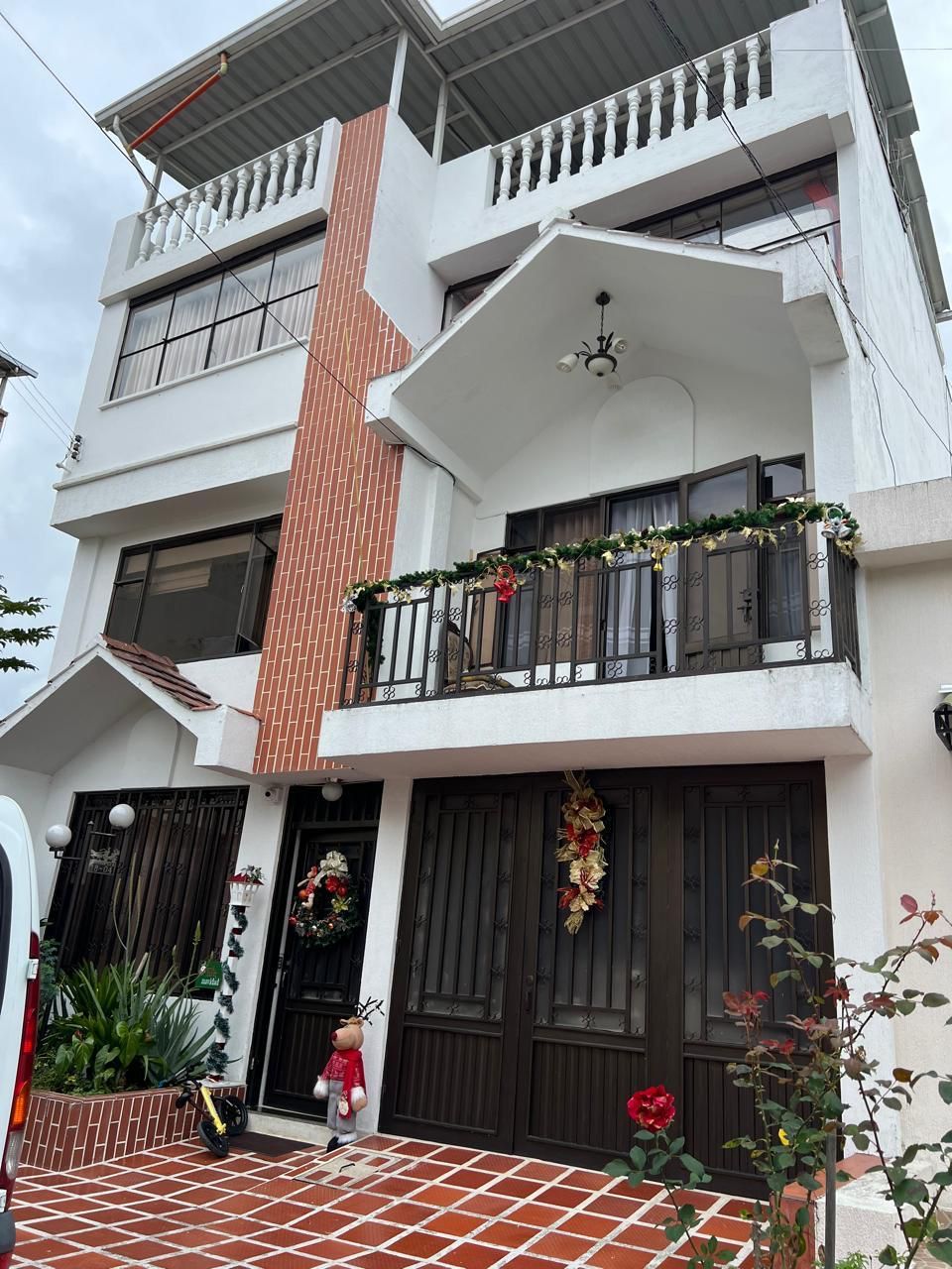 Casa en venta Cundinamarca Fusagasugá Gaitan Etapa I 210 m2 Habitaciones 7 Baños 7 Garajes 4 Precio $700000000