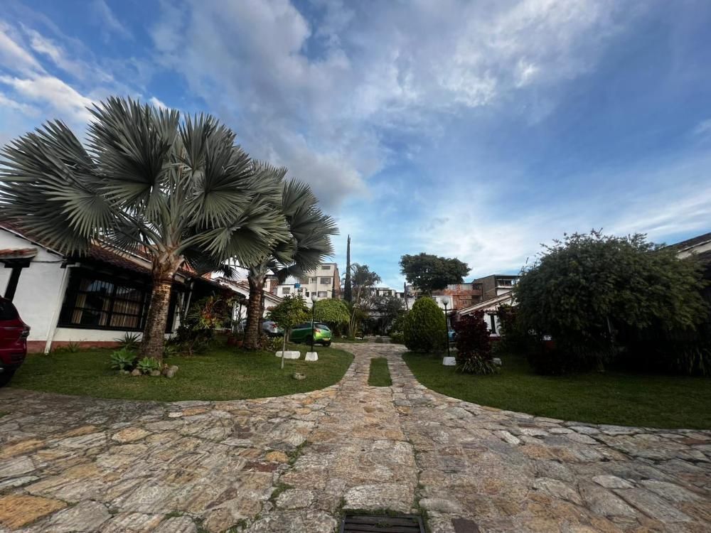 Casa en venta Cundinamarca Fusagasugá Balmoral 260 m2 Habitaciones 4 Baños 3 Garajes 2 Precio $500000000
