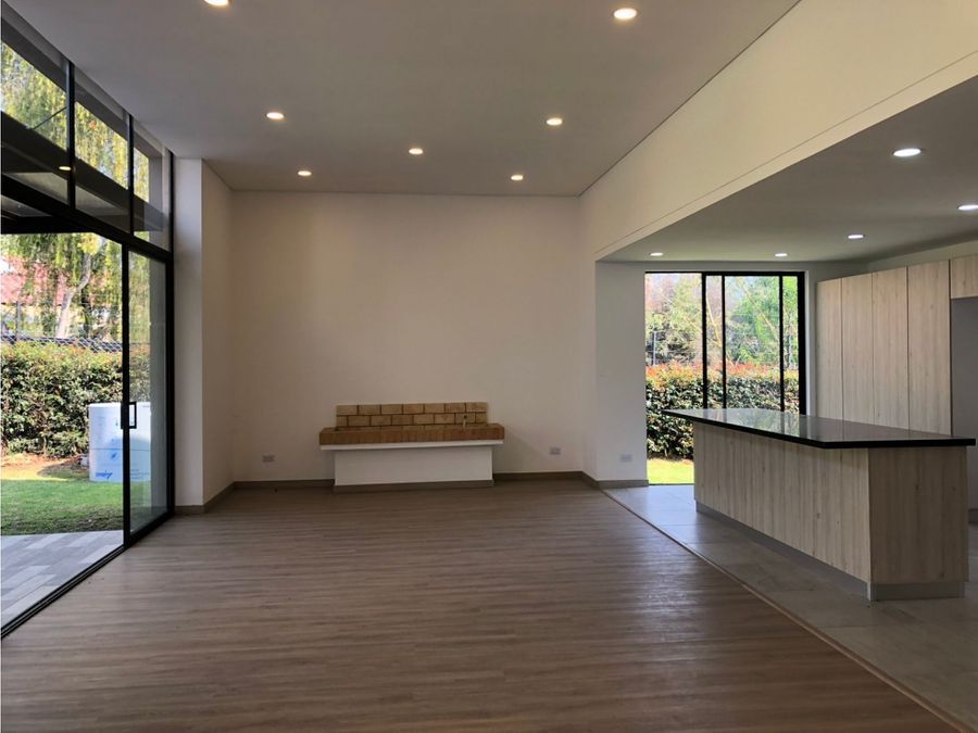 Casa en venta Cundinamarca Cota Cota 280 m2 Habitaciones 3 Baños 3 Garajes 2 Precio $1460000000