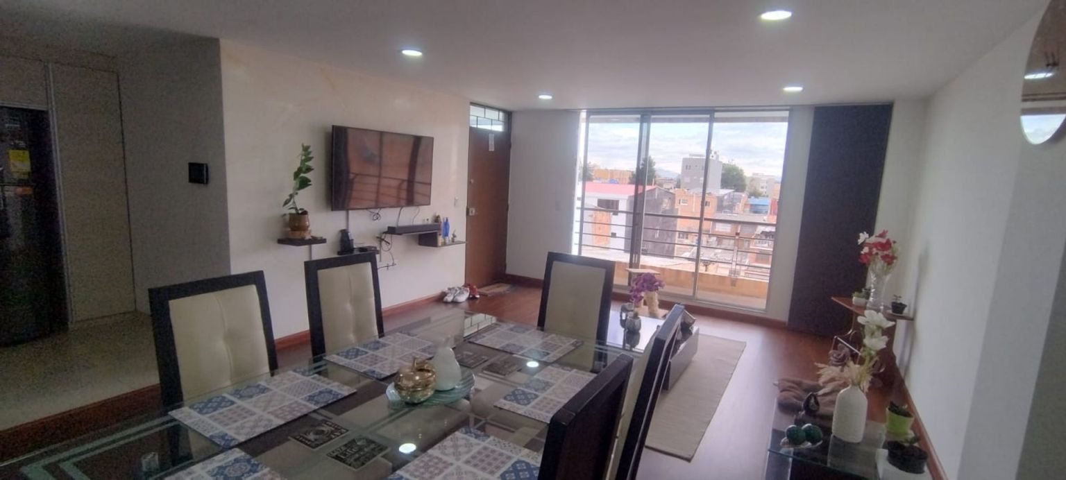 Apartamento en venta Cundinamarca Bogotá Florencia 102 m2 Habitaciones 4 Baños 2 Garajes 0 Precio $600000000
