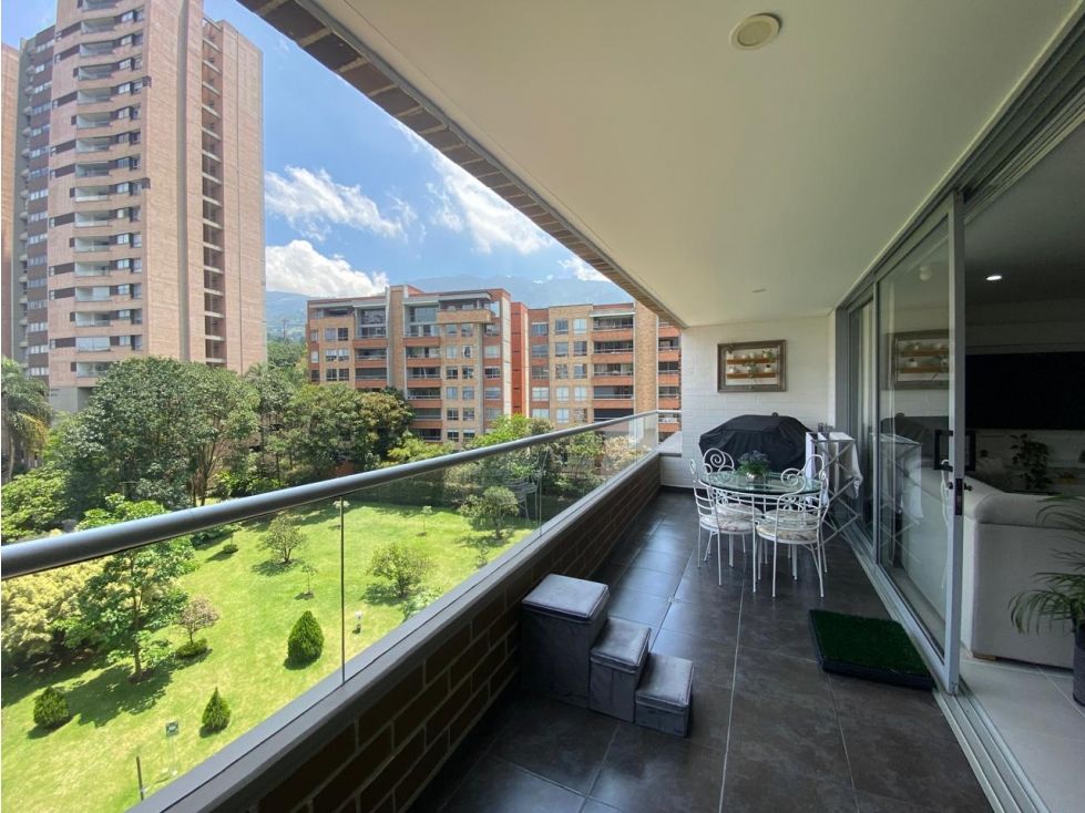Apartamento en venta Antioquia Envigado El Yerbal 164 m2 Habitaciones 4 Baños 5 Garajes 2 Precio $1600000000