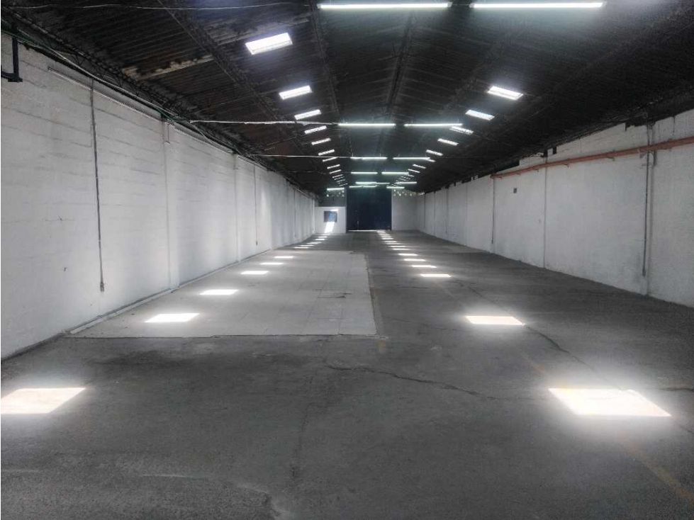 Bodega en arriendo Caldas Manizales Manizales 540 m2 Habitaciones 0 Baños 3 Garajes 2 Precio $10000000