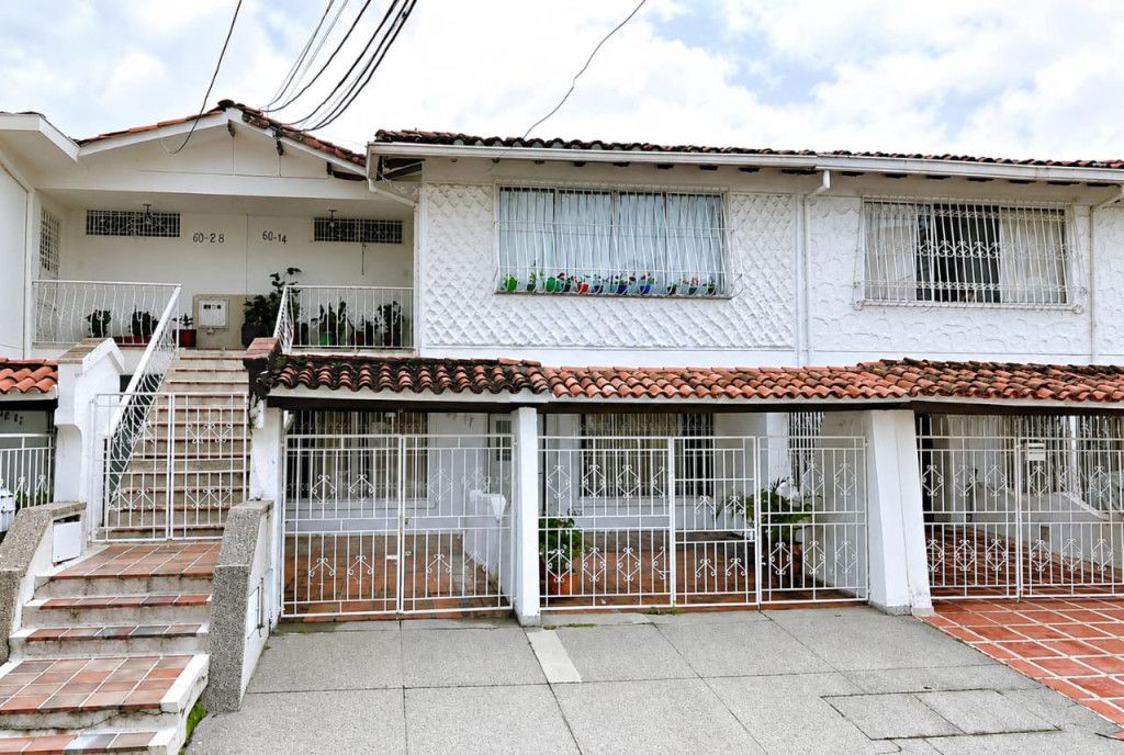 Apartamento en arriendo Valle Del Cauca Cali Pampa Linda 109 m2 Habitaciones 4 Baños 3 Garajes 1 Precio $1800000