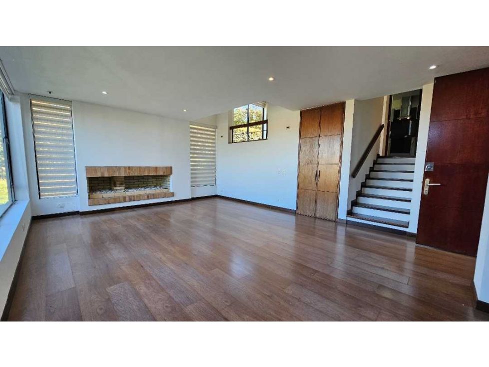 Casa en arriendo Cundinamarca Chía Chia 176 m2 Habitaciones 3 Baños 4 Garajes 4 Precio $7100000