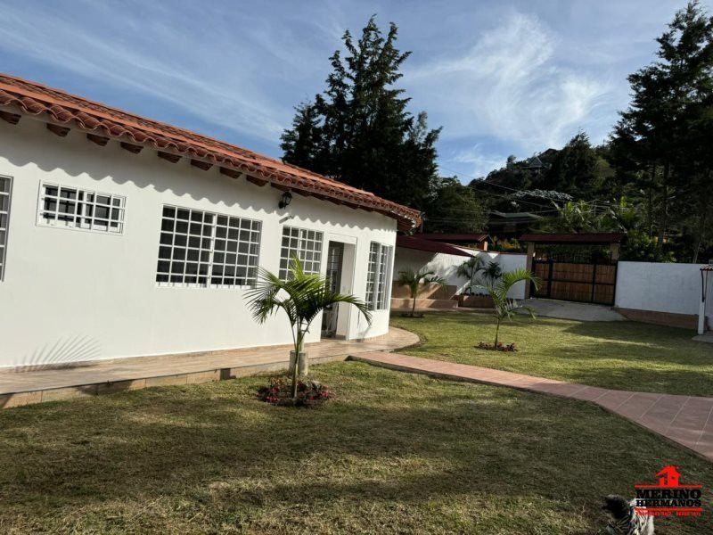 Casa en arriendo Antioquia Guarne Centro 100 m2 Habitaciones 3 Baños 2 Garajes 0 Precio $3500000