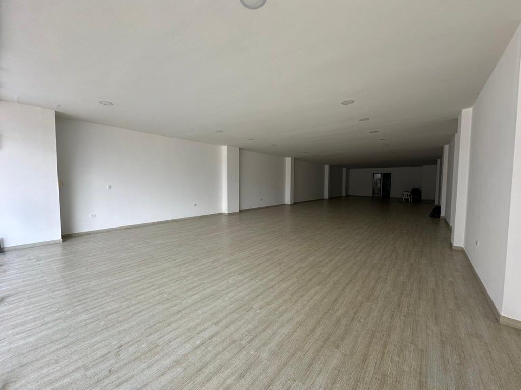Local en arriendo Bolívar Cartagena Manga 190 m2 Habitaciones 0 Baños 0 Garajes 0 Precio $18000000