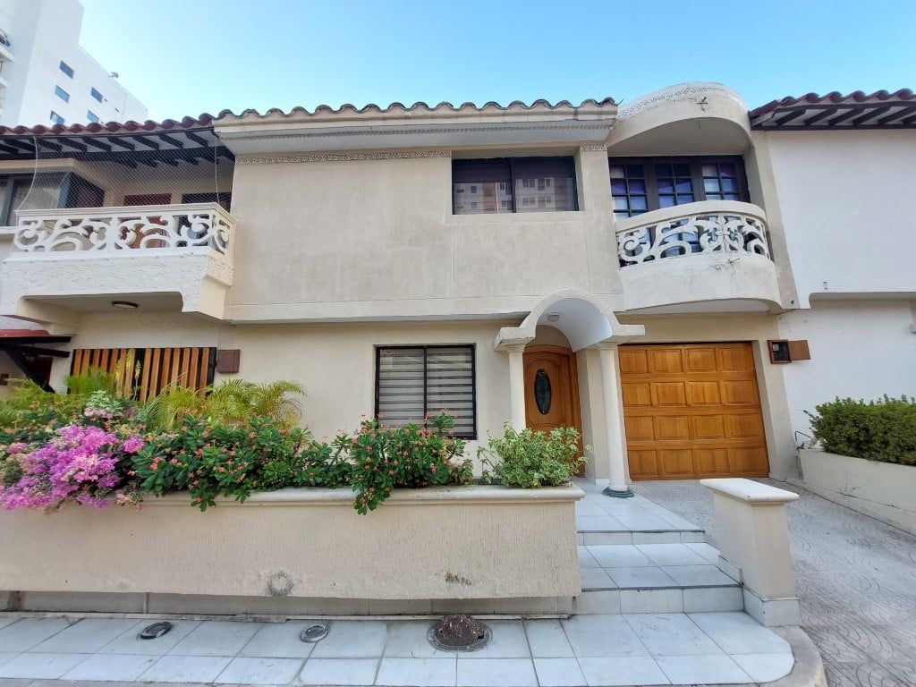 Casa en venta Bolívar Cartagena Manga 180 m2 Habitaciones 3 Baños 3 Garajes 0 Precio $860000000