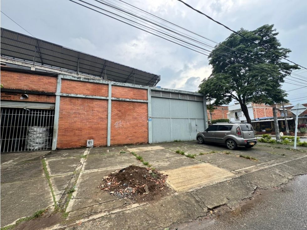 Bodega en venta Valle Del Cauca Cali La Alianza 140 m2 Habitaciones 0 Baños 1 Garajes 5 Precio $650000000