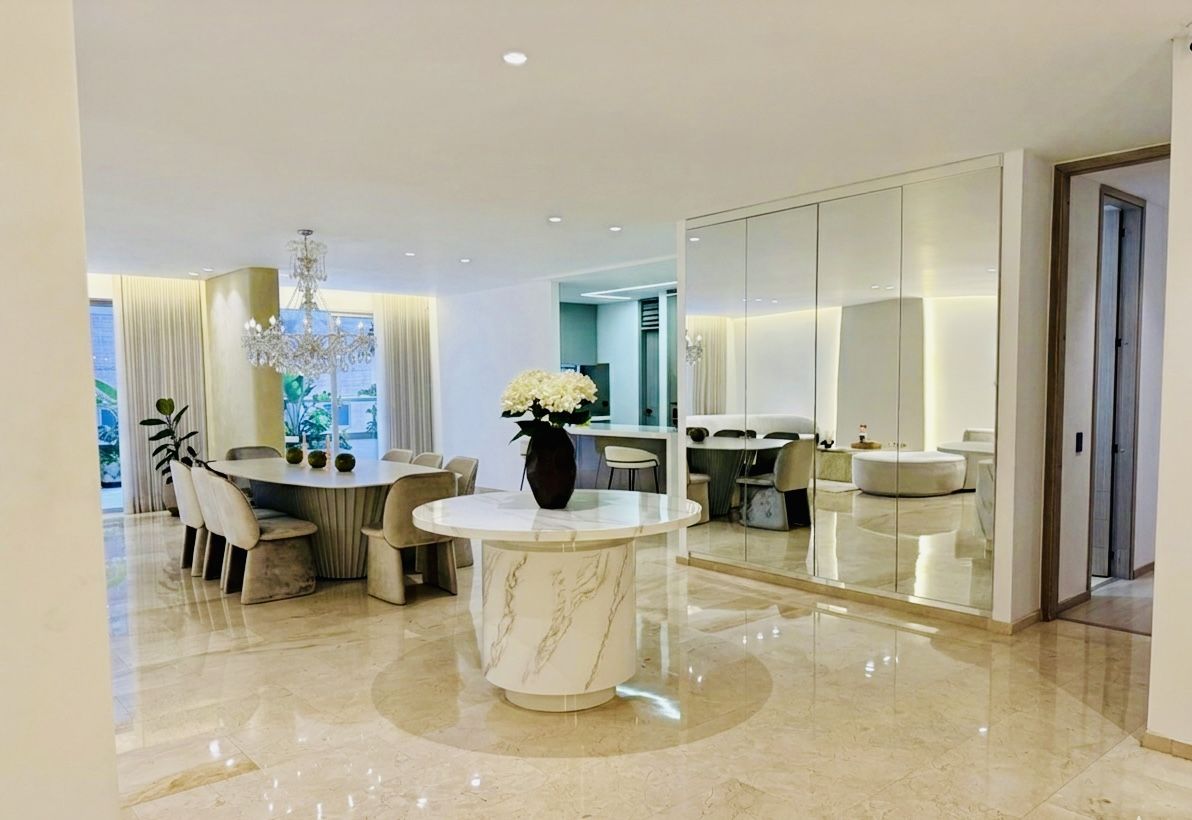 Apartamento en venta Valle Del Cauca Cali Normandía 277 m2 Habitaciones 3 Baños 4 Garajes 2 Precio $2000000000