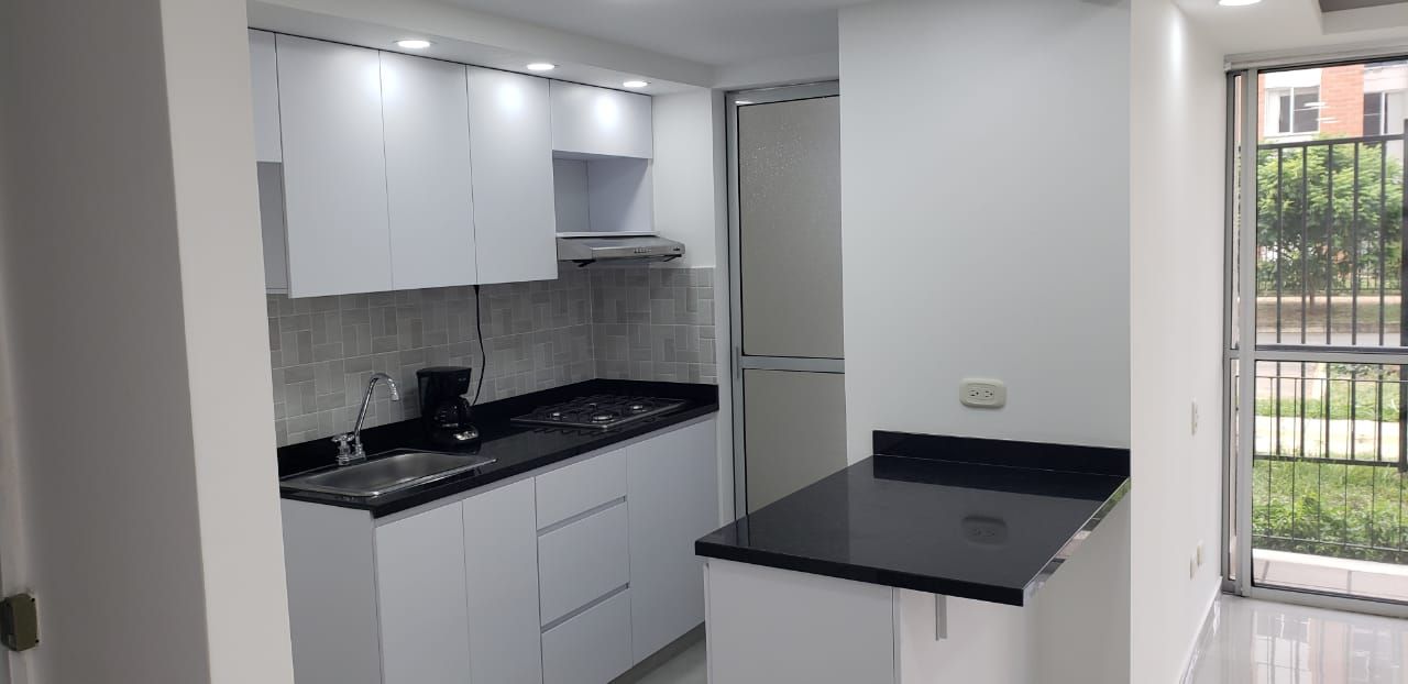 Apartamento en arriendo Valle Del Cauca Cali Condominio Zafiro 65 m2 Habitaciones 2 Baños 2 Garajes 1 Precio $1500000