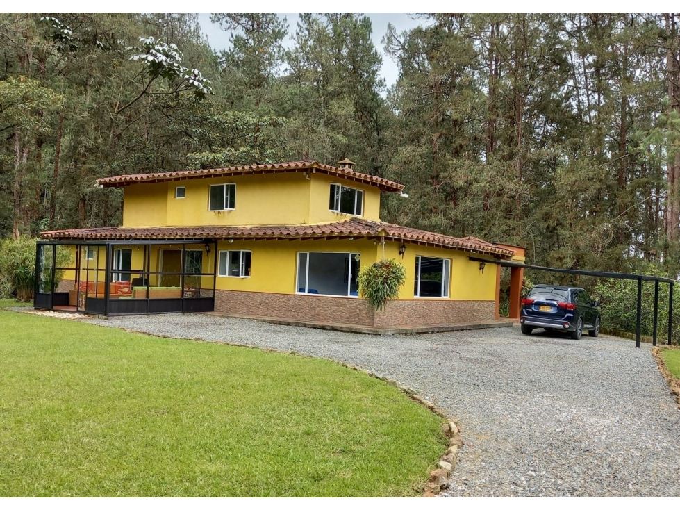 Casa en venta Antioquia El Retiro El Retiro 320 m2 Habitaciones 4 Baños 3 Garajes 0 Precio $2800000000