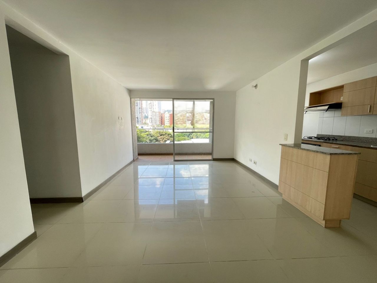 Apartamento en arriendo Antioquia Sabaneta San Rafael 76 m2 Habitaciones 3 Baños 2 Garajes 1 Precio $3500000