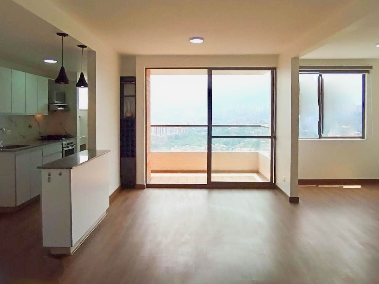 Apartamento en venta Antioquia Envigado Quintas De Los Almendros 70 m2 Habitaciones 2 Baños 2 Garajes 1 Precio $539000000