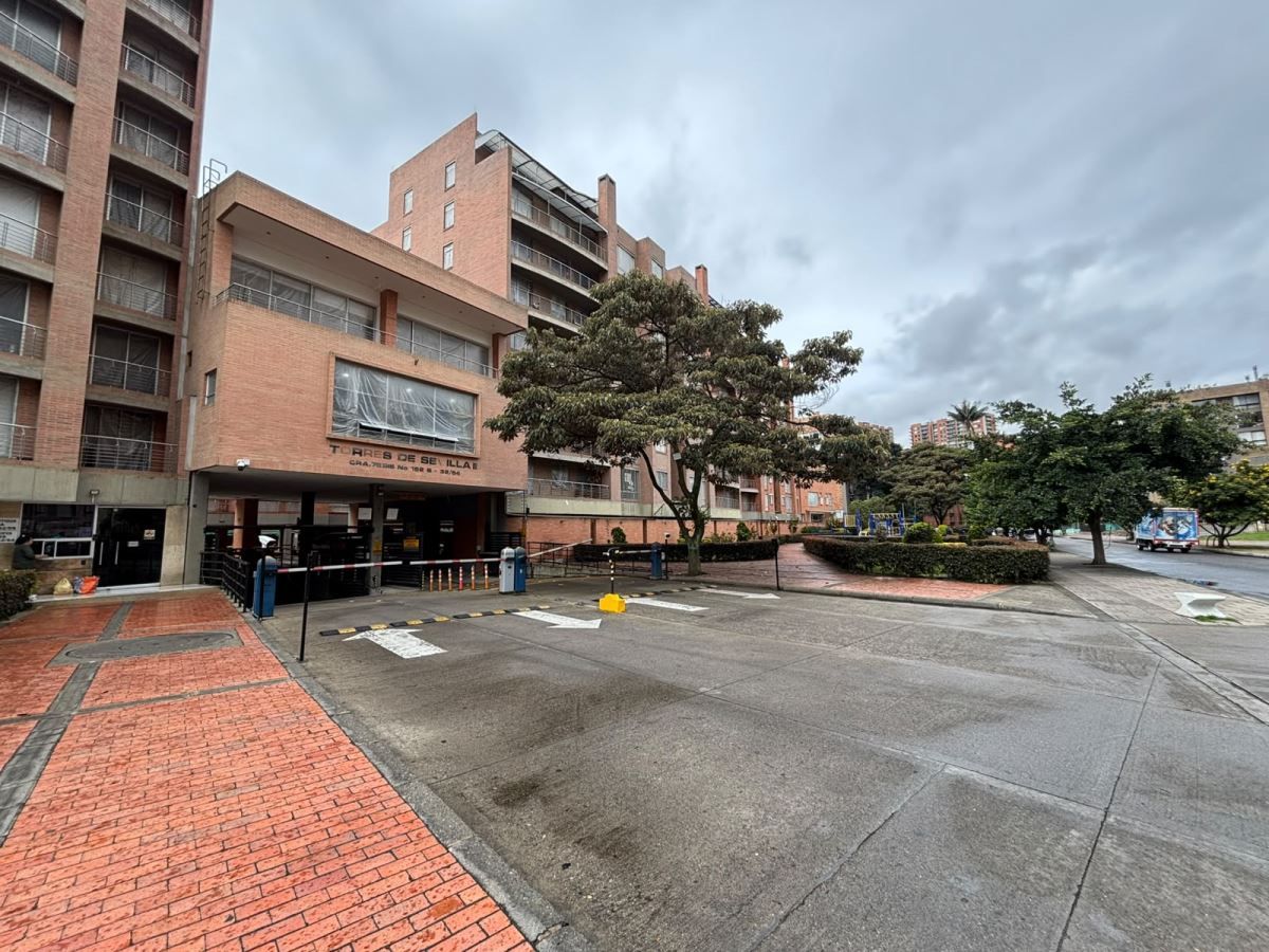 Apartamento en venta Cundinamarca Bogotá El Plan 82 m2 Habitaciones 3 Baños 2 Garajes 1 Precio $580000000