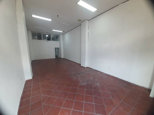 Local en arriendo Antioquia Itagüí San Fernando 120 m2 Habitaciones 0 Baños 2 Garajes 0 Precio $5800000