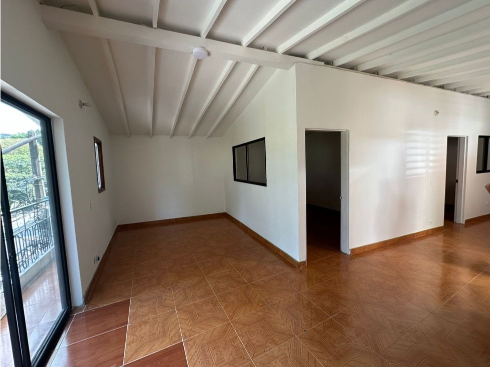 Apartamento en arriendo Antioquia Medellín Antonio Nariño 100 m2 Habitaciones 3 Baños 1 Garajes 0 Precio $2300000
