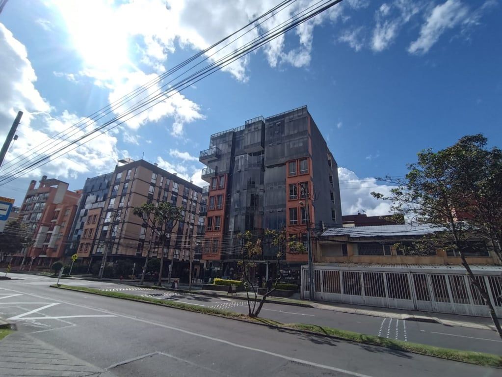 Consultorio en arriendo Cundinamarca Bogotá Estoril 30 m2 Habitaciones 0 Baños 1 Garajes 0 Precio $2800000