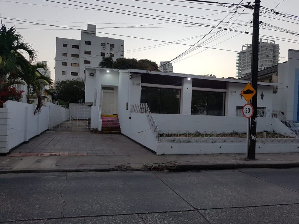 Casa en arriendo Bolívar Cartagena Manga 480 m2 Habitaciones 6 Baños 6 Garajes 0 Precio $20000000