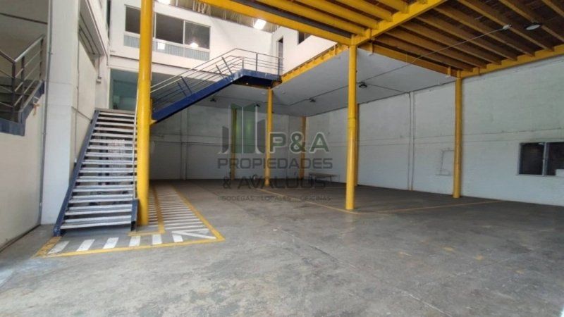 Bodega en arriendo Antioquia Sabaneta La Florida 919 m2 Habitaciones 0 Baños 4 Garajes 0 Precio $21000000