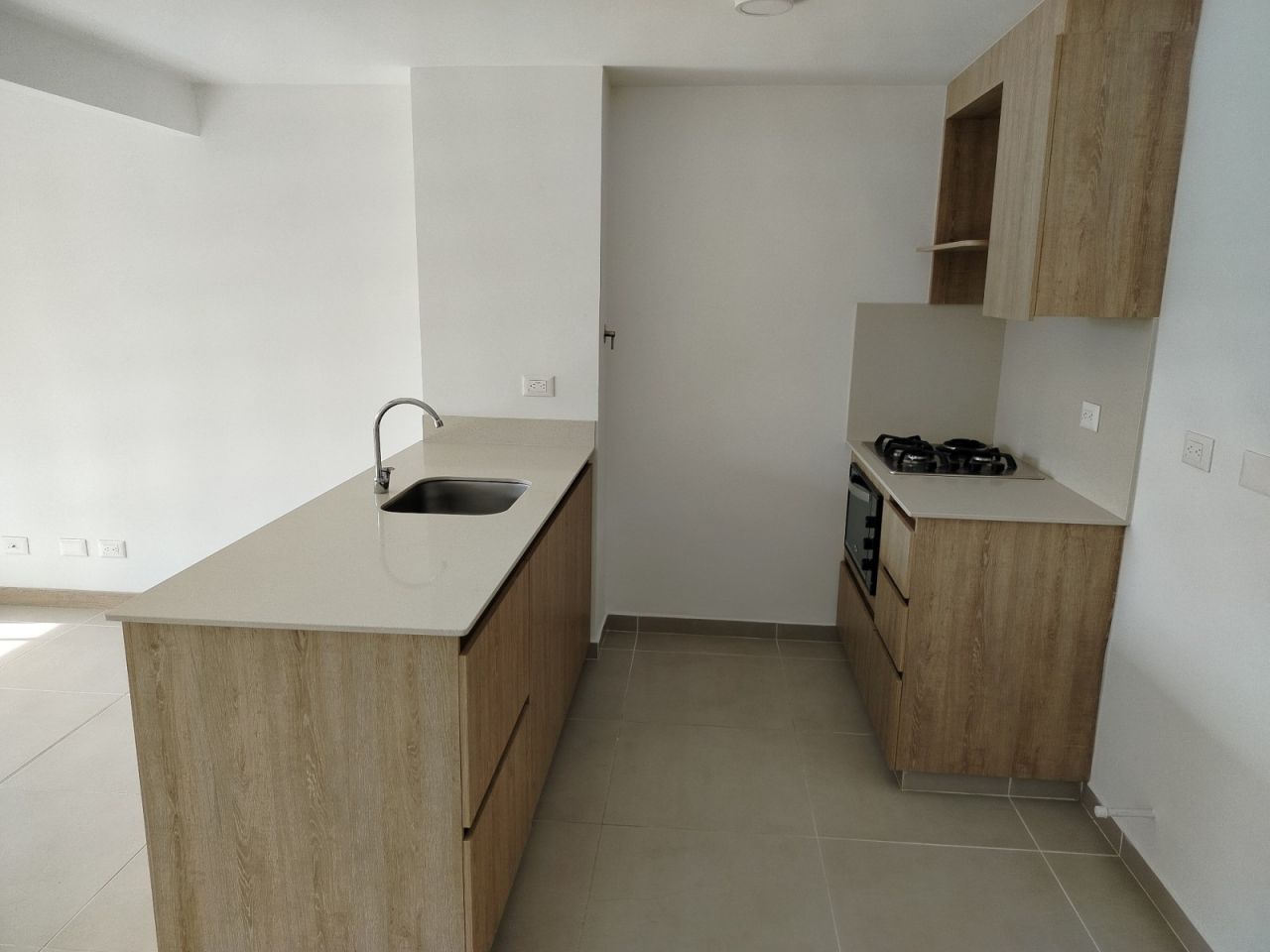 Apartamento en arriendo Antioquia Envigado El Chinguí 68 m2 Habitaciones 2 Baños 2 Garajes 1 Precio $3300000
