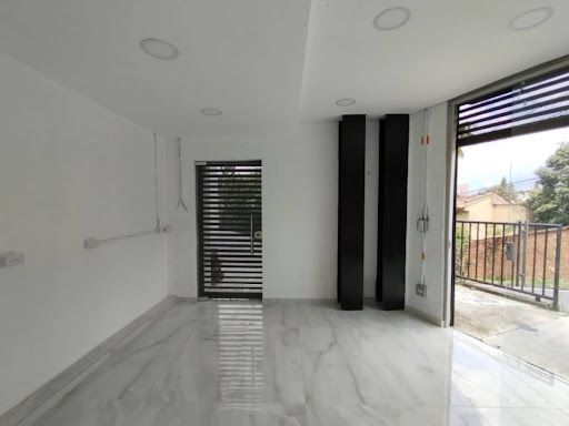 Local en arriendo Antioquia Copacabana Machado 17 m2 Habitaciones 0 Baños 1 Garajes 0 Precio $1100000